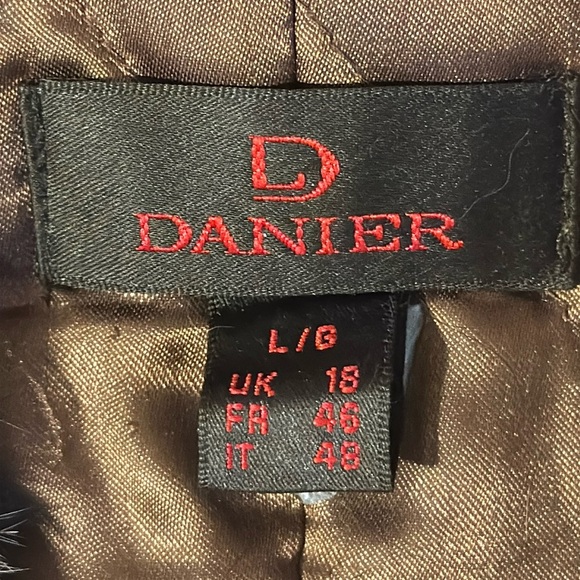 VINTAGE DANIER LEATHER JACKET WITH RABBIT FUR TRIMMING ON COLLAR AND CUFFS L - Picture 4 of 17